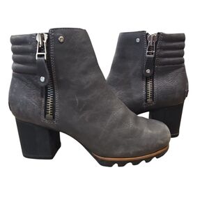 Sorel 9 Gray Danica 3" Stacked Heel Waterproof Boots Lug Sole Side Zip 5" Shaft